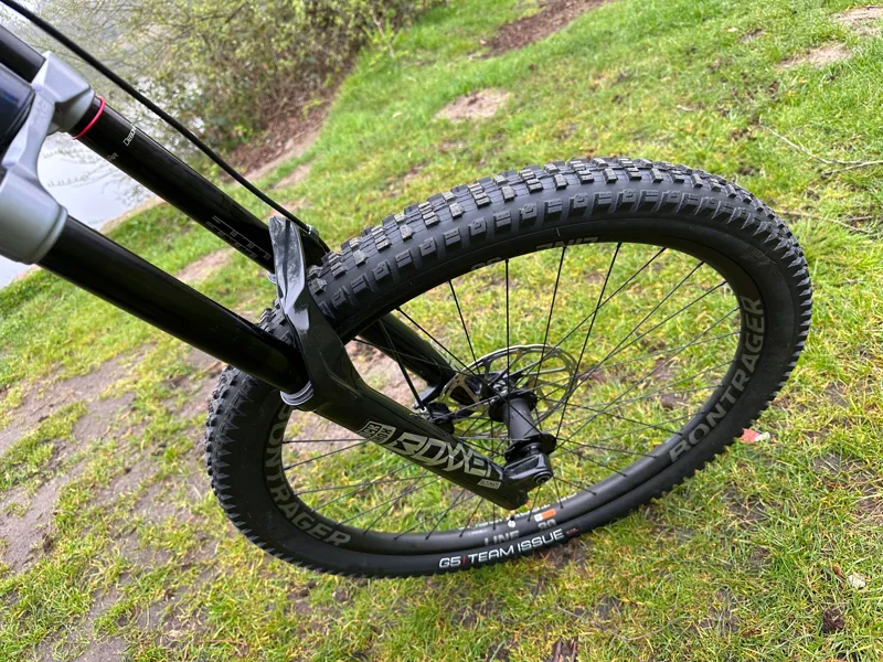 2ndHand Trek Session 9 X01 R1 Downhill Bike Deep Deep Dark Blue/Alpine Blue Fade-5